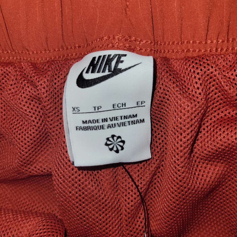 Nike Sportswear Everyday Modern Women's High-Rise Woven XS Shorts New - Picture 6 of 6
